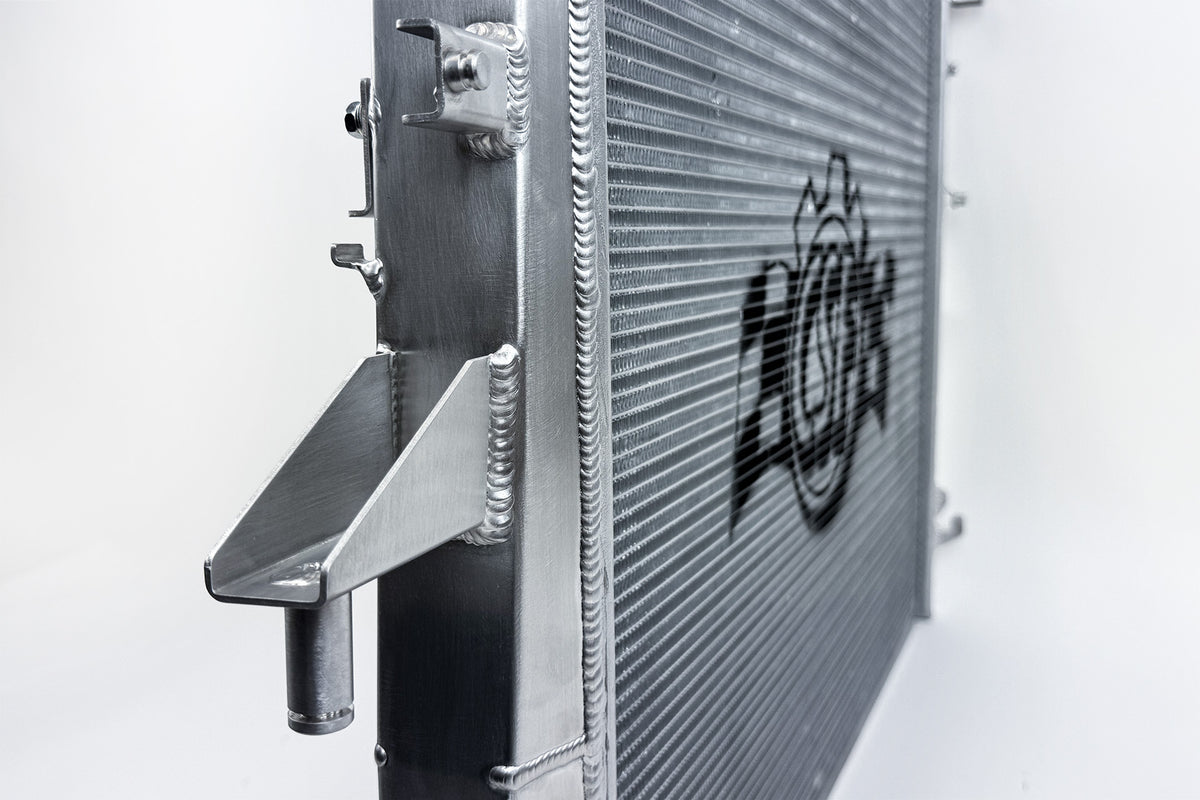 CSF Porsche 955/957 Cayenne / Audi Q7 / VW Touareg Heavy-Duty Performance Radiator - 7227