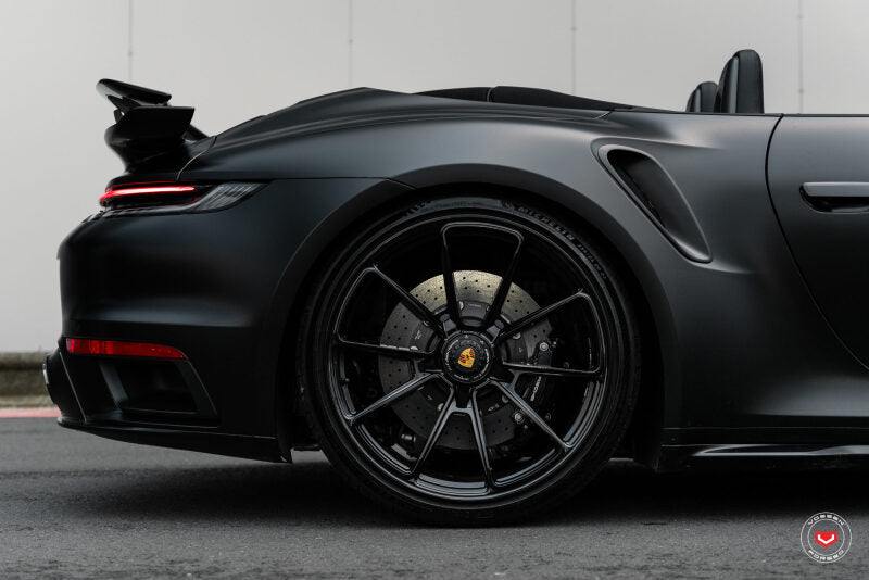 Vossen X Champion RS92 21X12 / ET61 / Gloss Black Wheel / Centerlock / 911 Turbo 992 - Rear - RS92-104