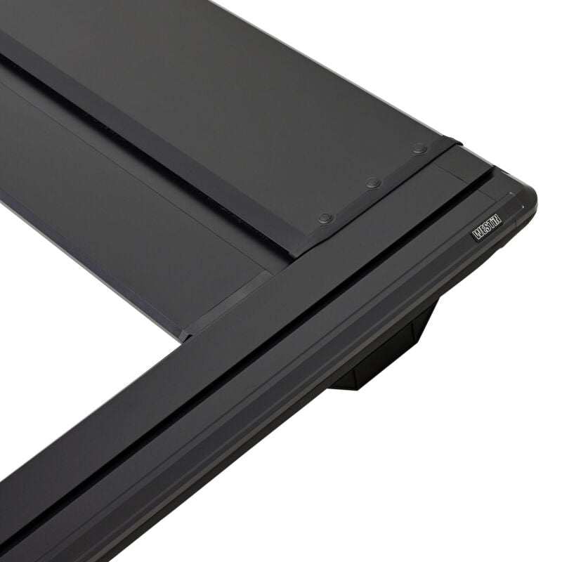Westin 19-26 GM Silverado/Sierra 2500/3500 6ft 6in Bed Manual Retractable Tonneau Cover - Black - 19-63995