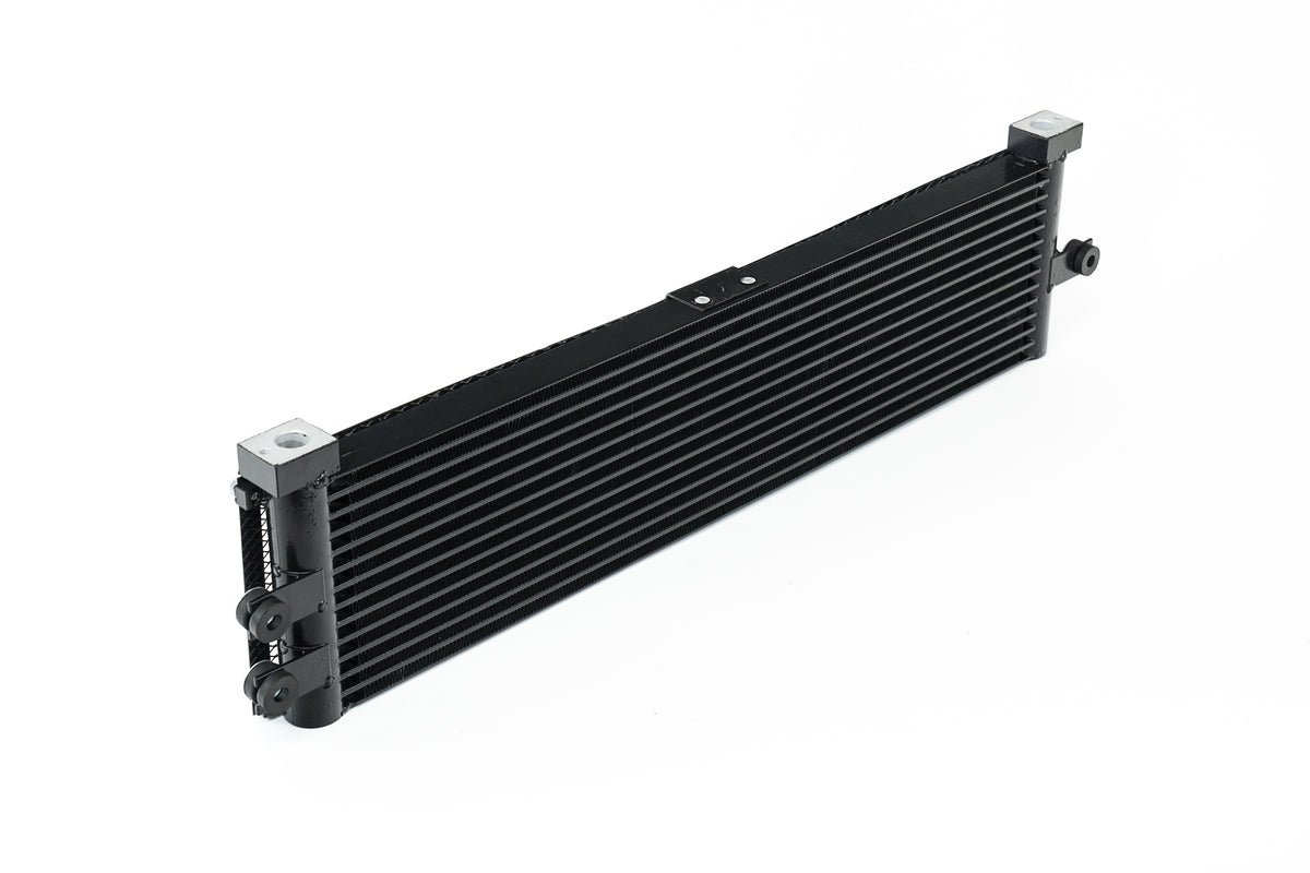 CSF BMW F8X M3/M4/M2C Engine Oil Cooler w/ Rock Guard - 8220