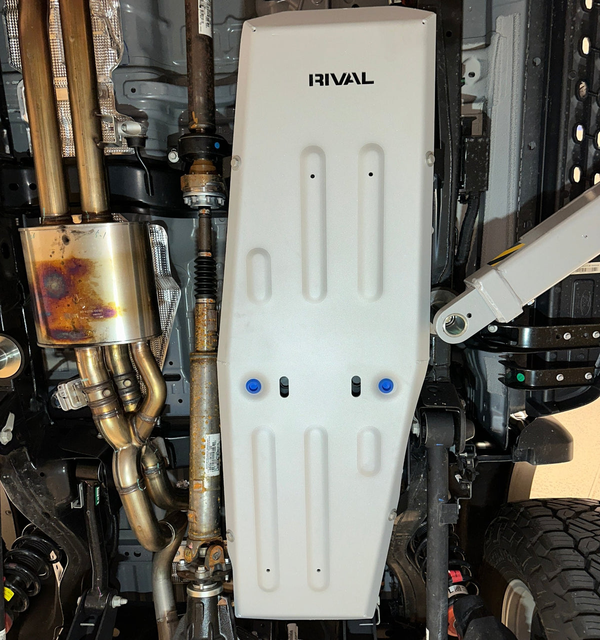 Rival 2024-2025 Ford Ranger Raptor  Aluminum Gas Tank Skid Plate - 2333.1889.1.6