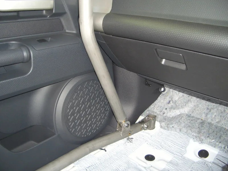 Cusco Power Brace Floor Toyota FJ Cruiser GSJ15W - 957 492 FL
