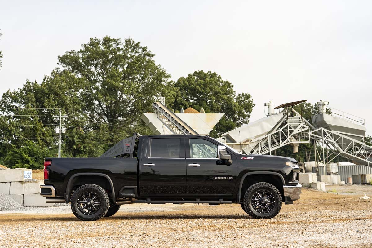 Rough Country - 1.5-2 Inch Leveling Kit - Chevy/GMC 2500HD/3500HD (20-25) - 9594 by Rough Country - close-up