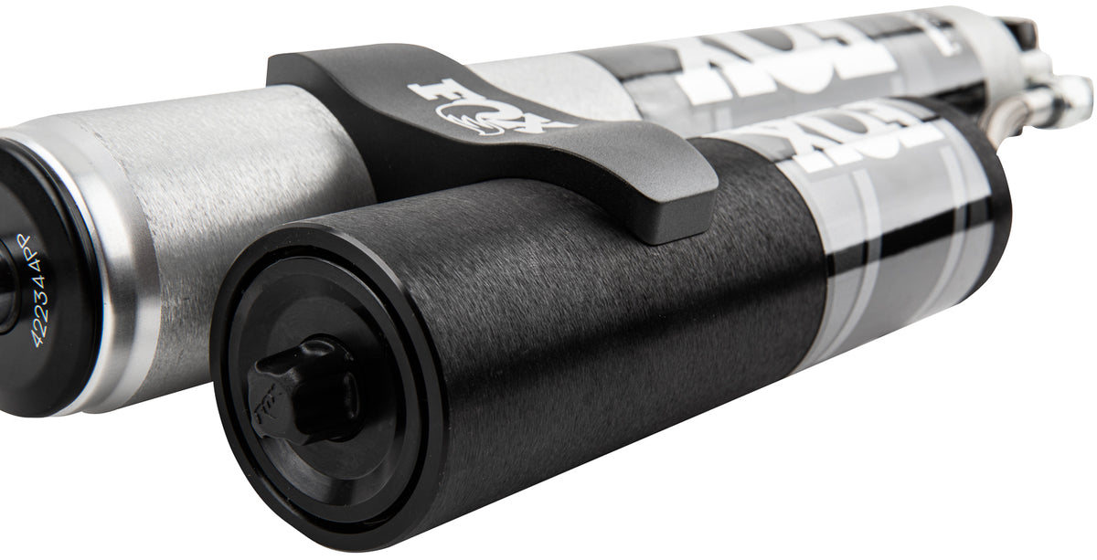 Fox 20-Up GM 2500/3500 HD Performance Series 2.0 Rear Smooth Body 1.5-3in Lift - 985-24-245