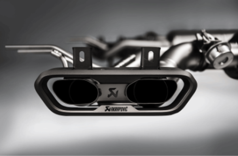 Akrapovic 15-17 Mercedes Benz G63 AMG (W463) Evolution Line Cat Back (Titanium) w/ Titanium Tips - S-ME/TI/2H
