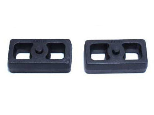 MaxTrac 07-18 Toyota Tundra 2WD 1.5in Rear Cast Iron Lift Blocks - 810015 for 1995-2018 Toyota Tacoma