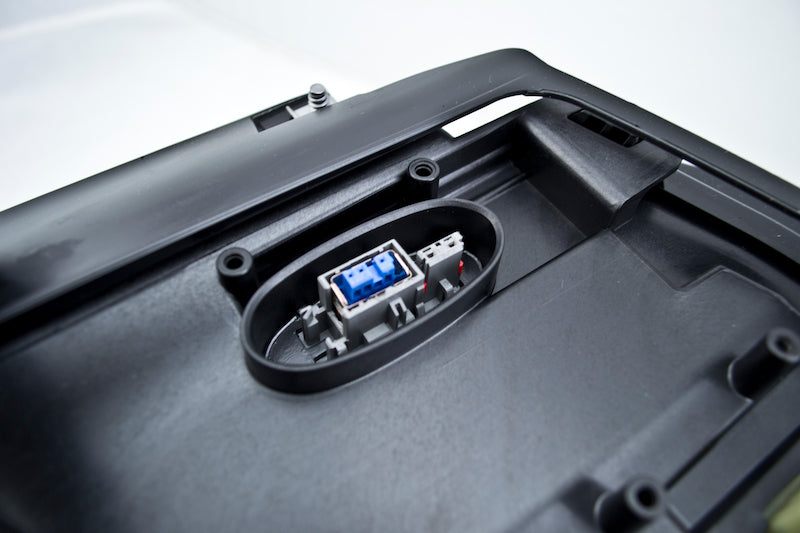 Hella 2005-2007 BMW 525i M5 Xenon Headlight Assembly - H11077021