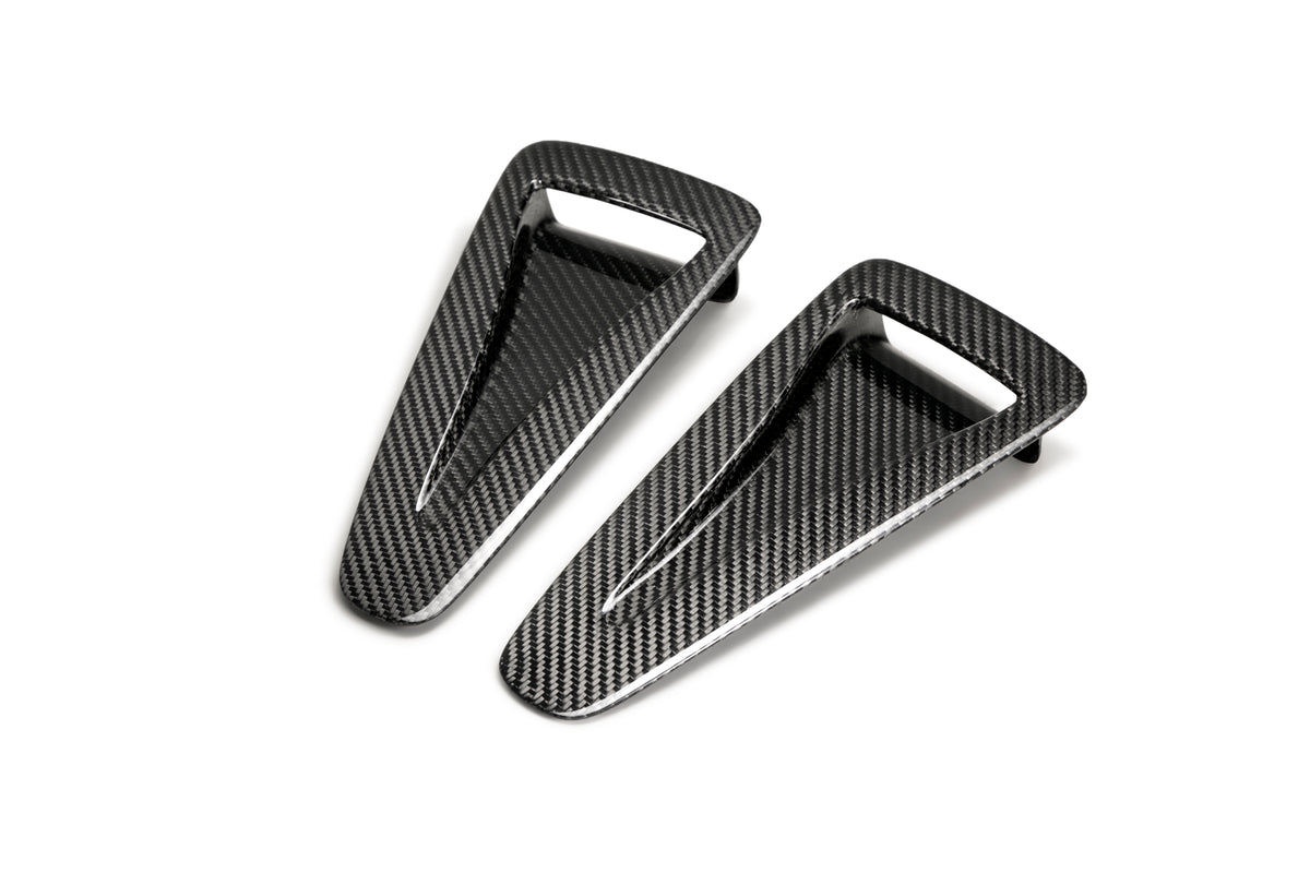 Seibon 09-10 Nissan Skyline R35 GTR OEM Carbon Fiber Hood Scoop - AD0910NSGTR-OE