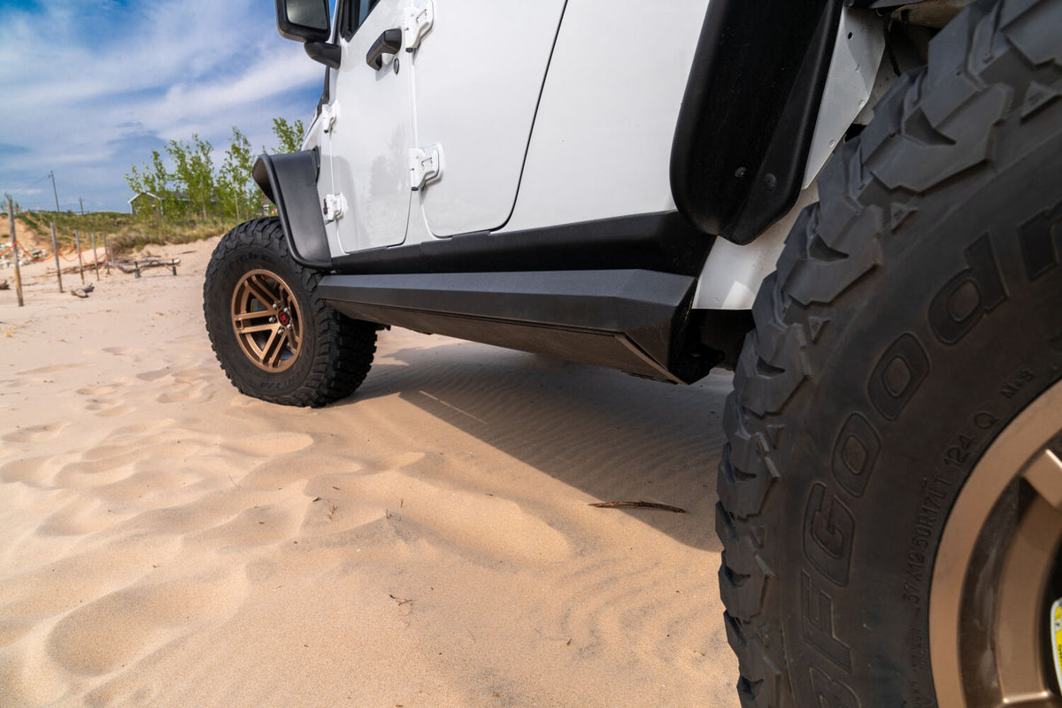 AMP Research 20-25 Jeep JT Gladiator (Launch/Overlnd/Rubicon/Sport/Sport S) PowerStep XL - Black - 77135-01A