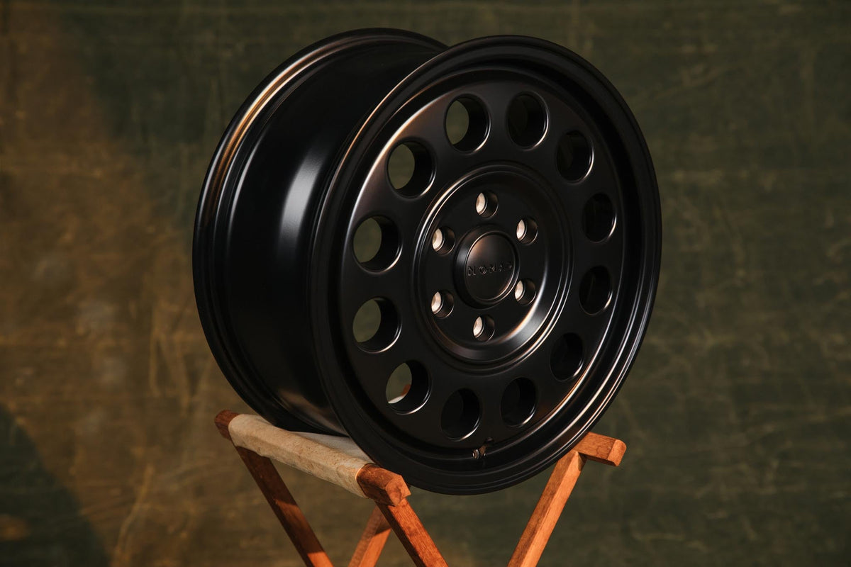 Nomad N501SB Convoy 17x8.5in / 8x165.1 BP / 25mm Offset / 130.81mm Bore
