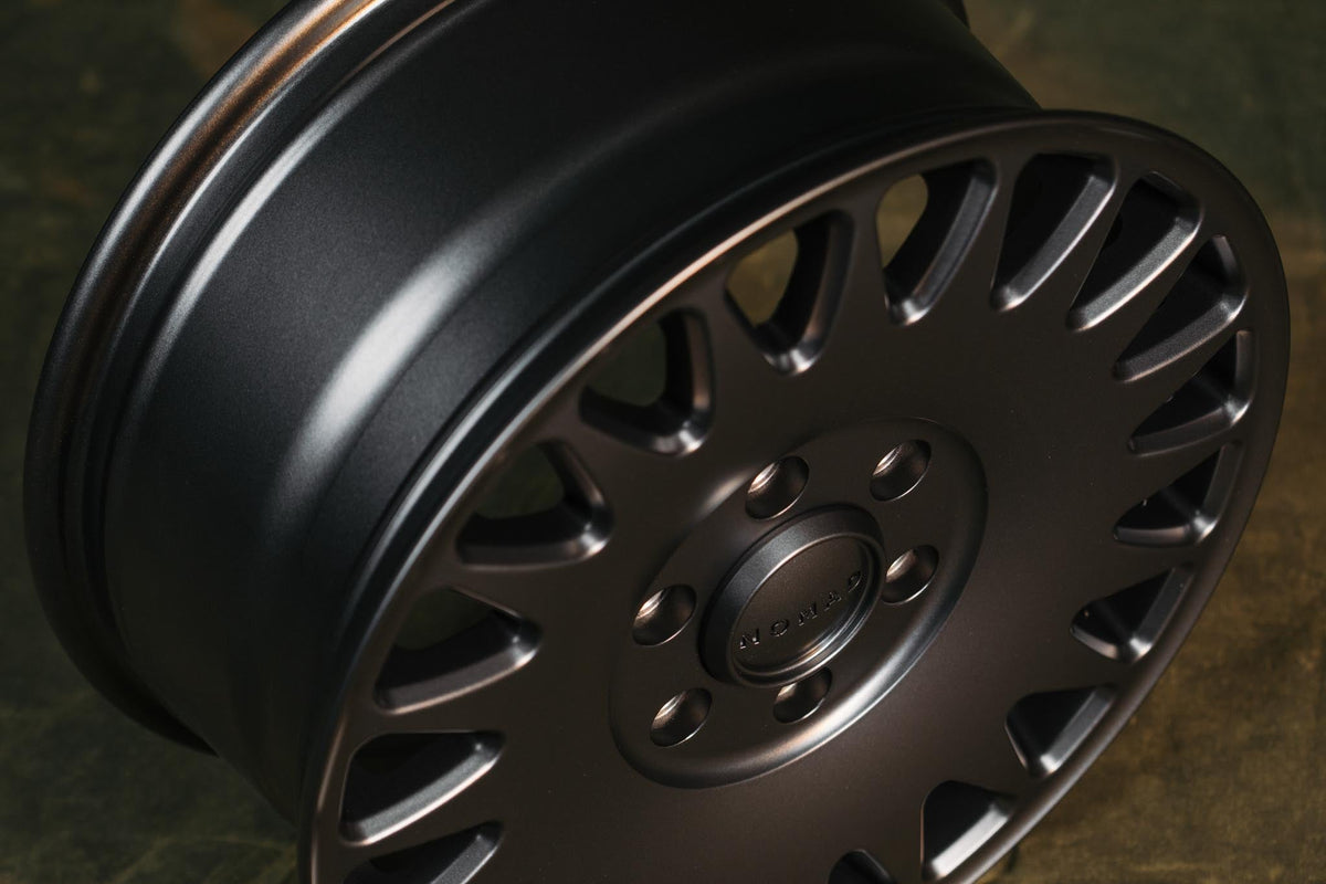 Nomad N503DU Sahara 18x8in / 5x130 BP / 25mm Offset / 71.6mm Bore