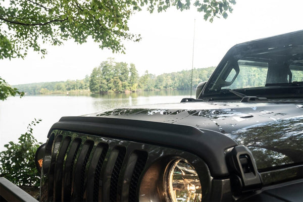 Bushwacker 18-19 Jeep Wrangler Rubicon/Sport//Unlimited/Sport S Hood Stone Guard- Black - 14093 for 2018-2026 Jeep Wrangler -