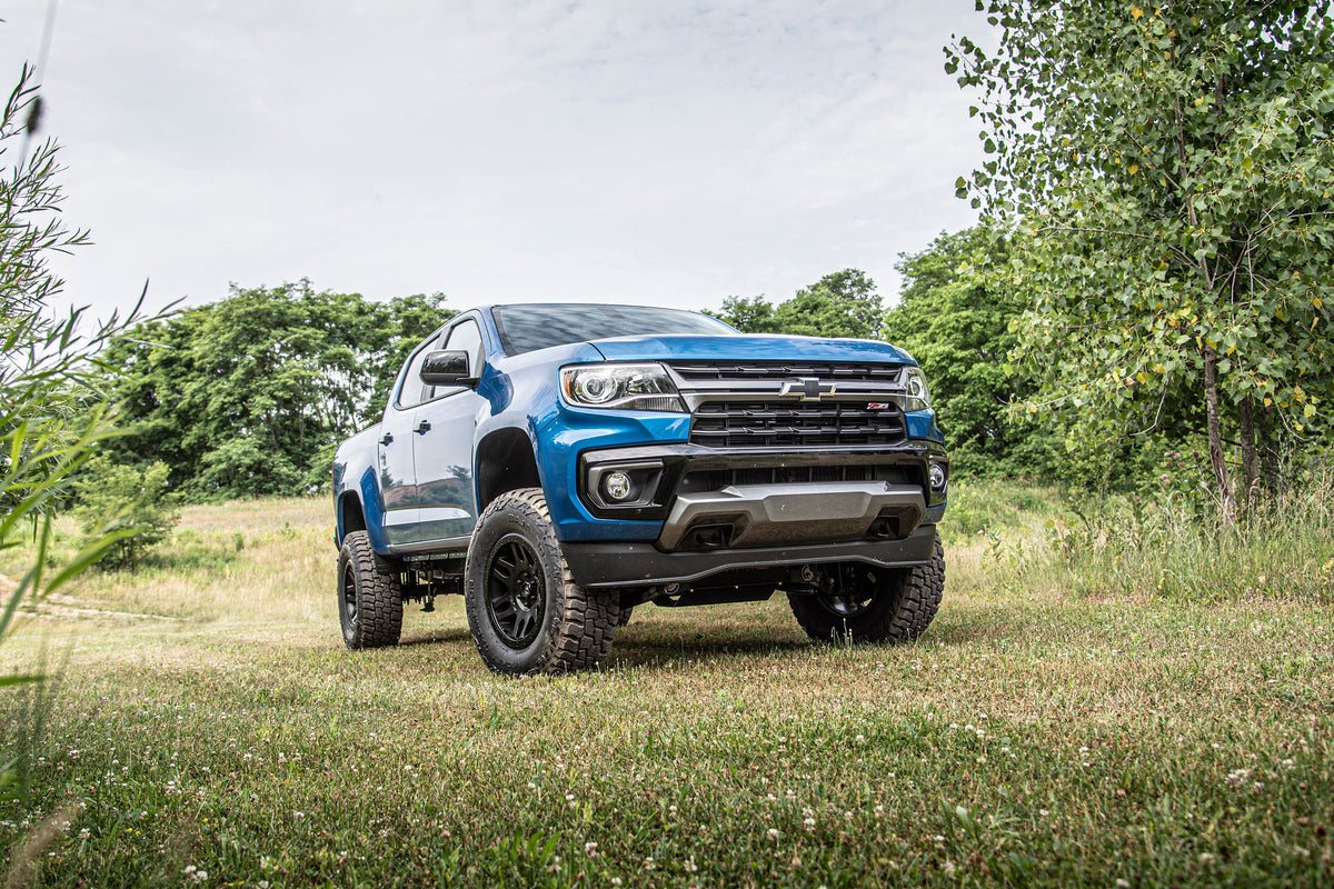 BDS Suspension 5.5 Inch Lift Kit | FOX 2.5 Coilover | Chevy Colorado or GMC Canyon (15-22) 4WD - 722F