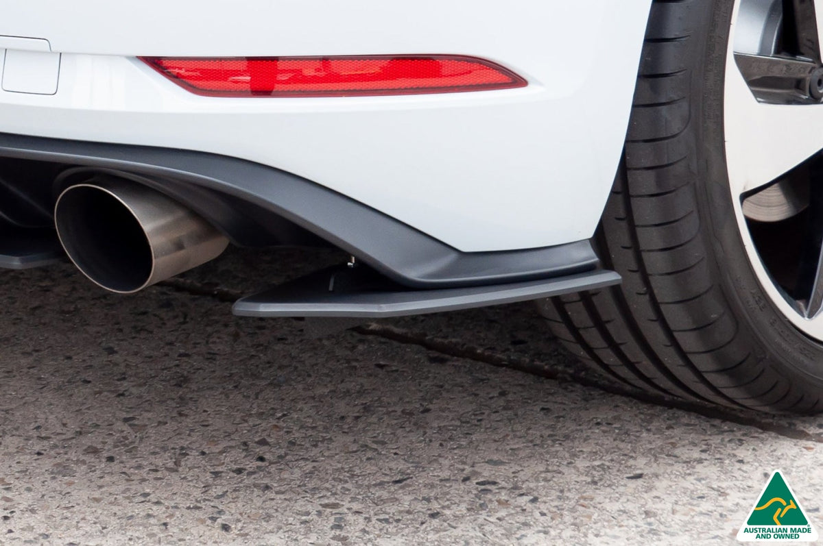 White Volkswagen MK7.5 Golf GTI &amp; R Rear Spats