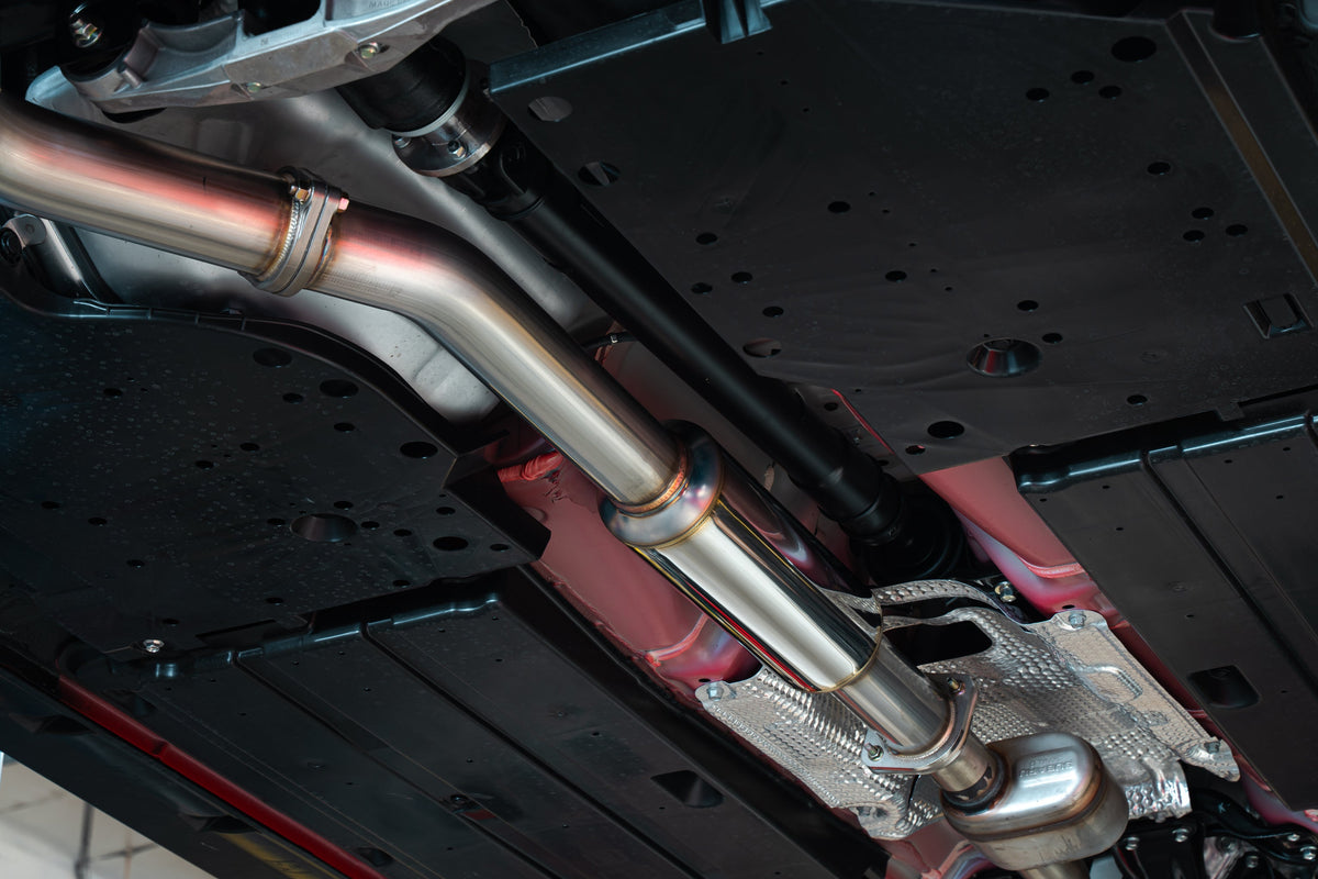 Remark 22+ Subaru WRX 2.5 in. Midpipe Kit (Resonated-Quiet) - RO-CPVB-CS2