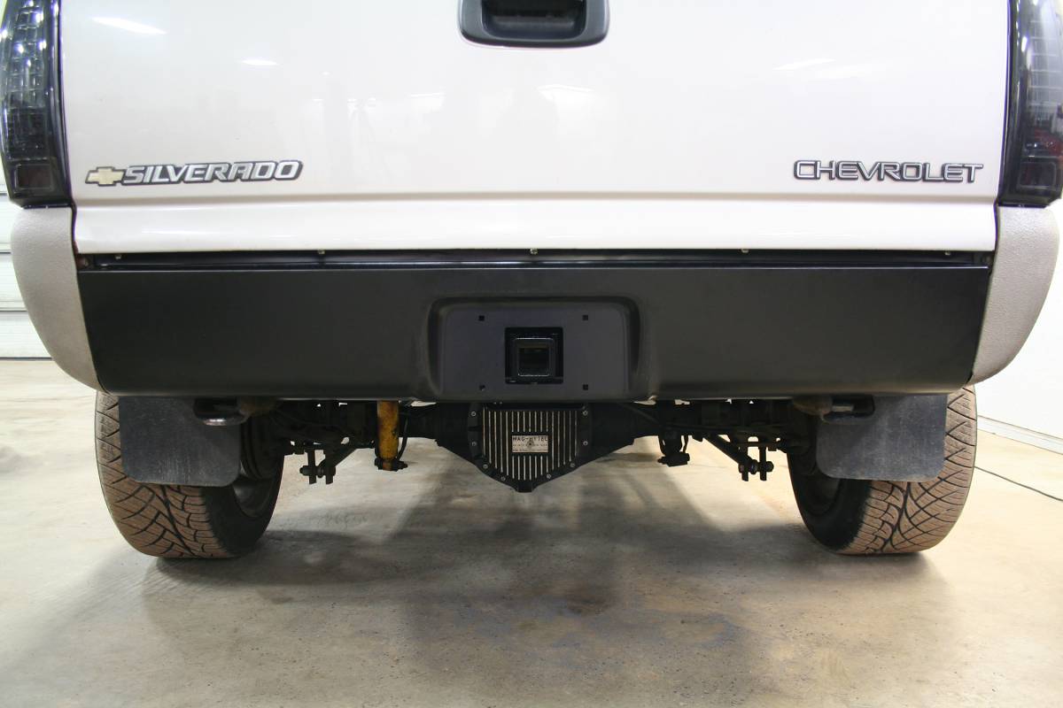 Wehrli 01-10 GM Short Bed 2in Receiver Hitch - BHP1001 - detail view
