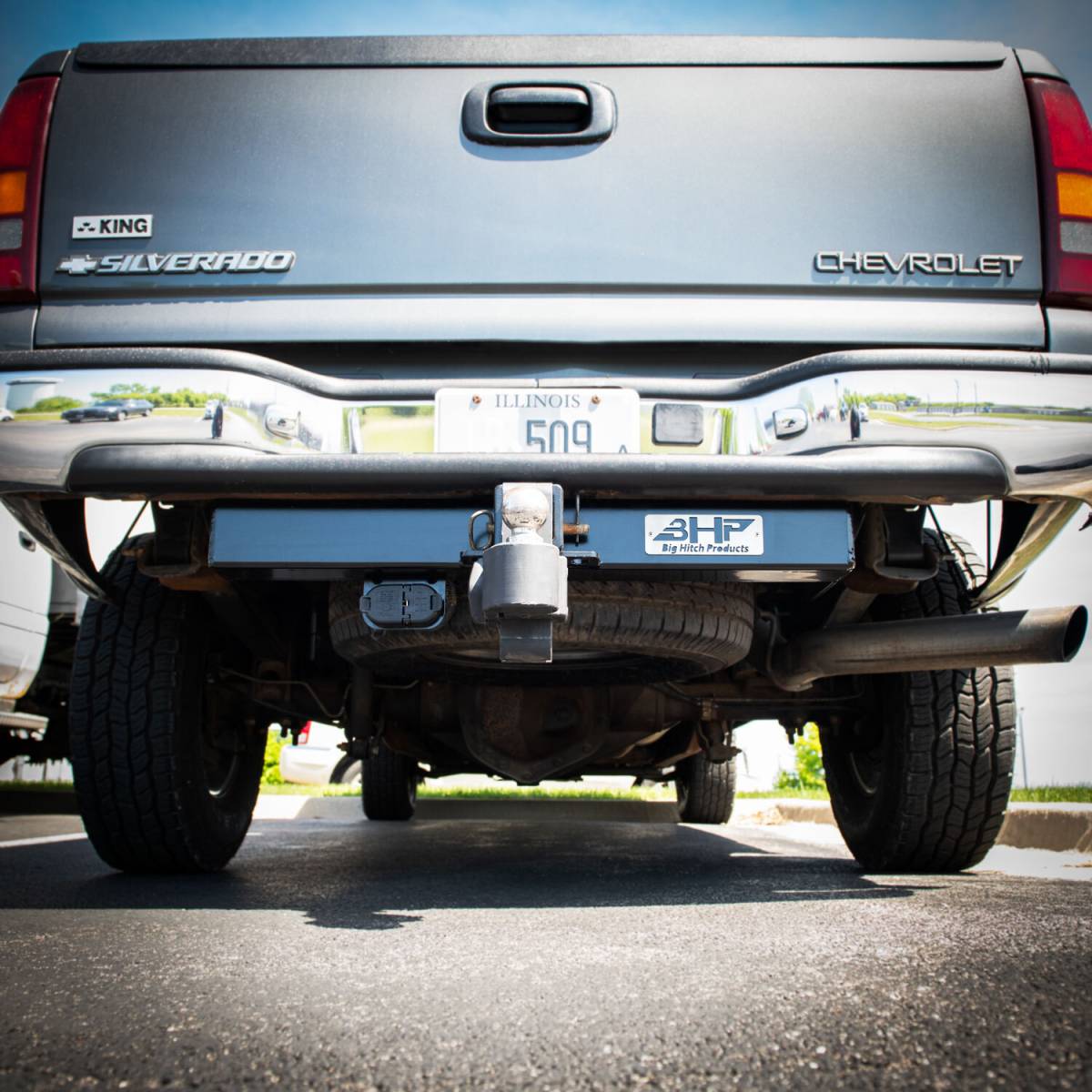 Wehrli Big Hitch Products 2001-07 GM Short Bed Receiver Hitch 2.5in - Below Stock Bumper - BHP1010 - front view