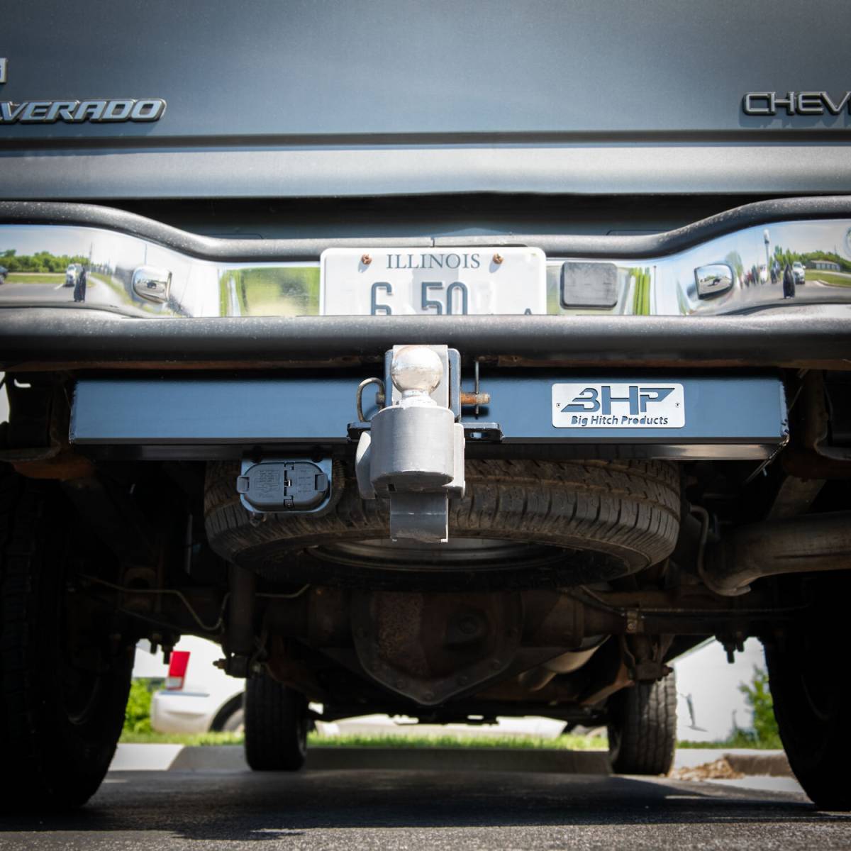 Wehrli Big Hitch Products 2001-07 GM Long Bed Receiver Hitch 2.5in - Below Stock Bumper - BHP1011 - detail view