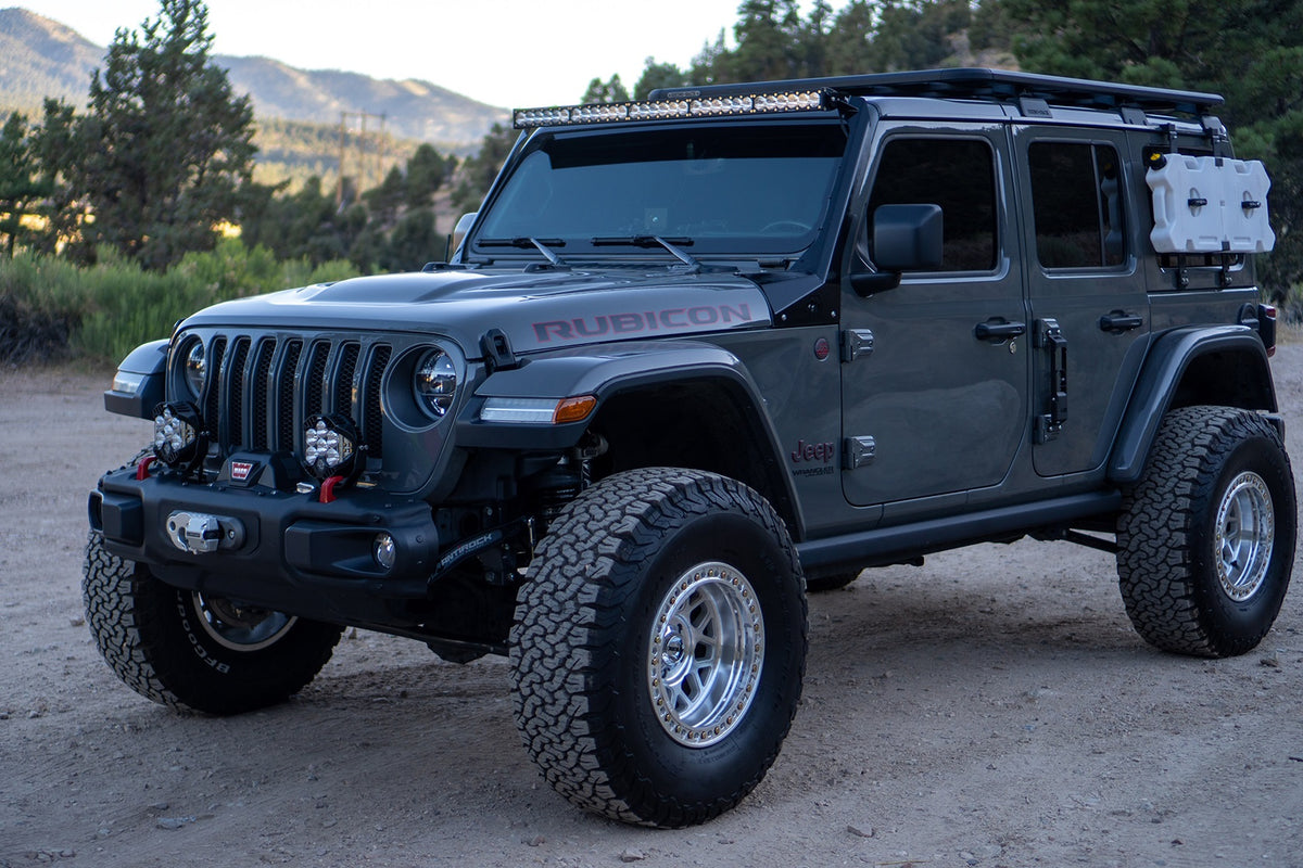 Baja Designs Jeep JL/JT Rubicon Steel Bumper LED Light Kit LP4 w/Upfitter - 447672UP