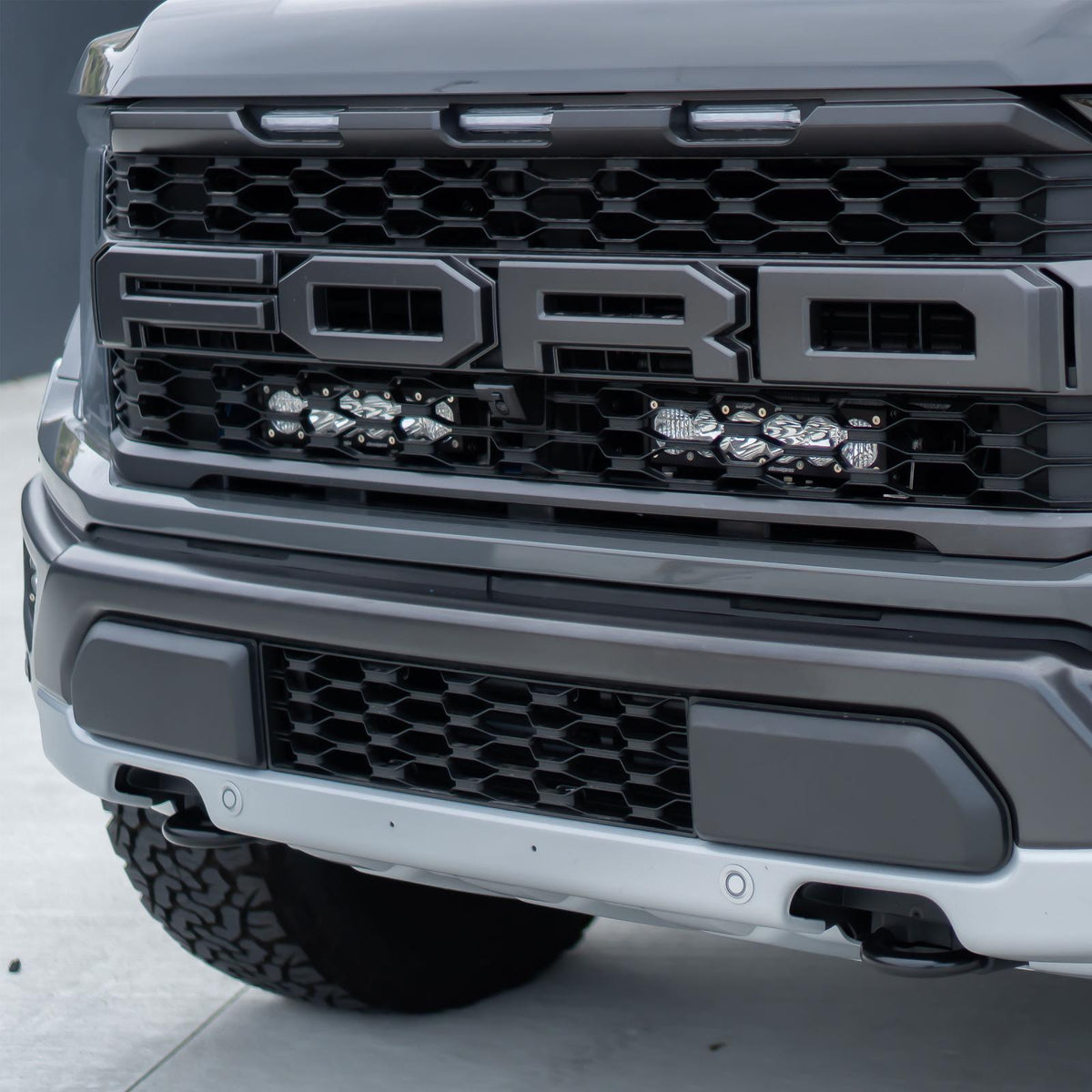 Baja Designs 2021+ Ford Raptor OnX6 Behind Grill Kit -10in. Clear D/C - 448063