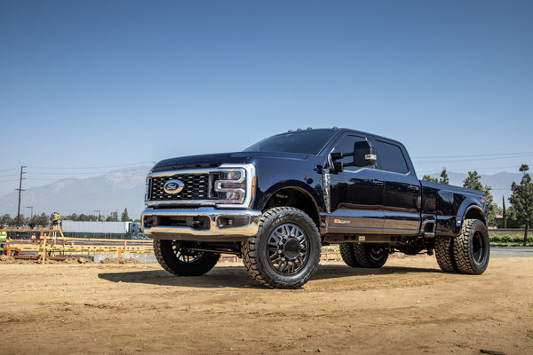 ICON 23-25 Ford F-250/F-350 Super Duty 4WD Gas 2.5in Lift Front Dual Rate Coil Spring Kit - 62517