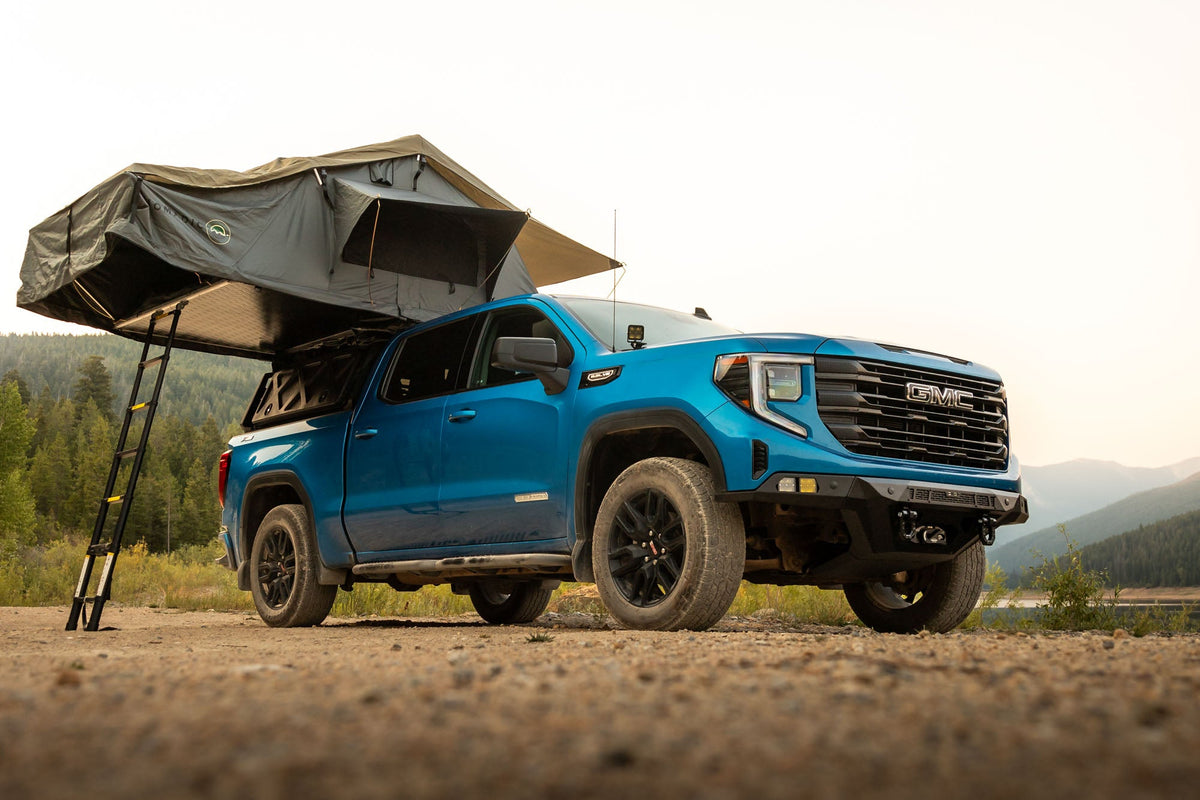 DV8 Offroad - 2019-2026 GMC Sierra 1500 & Chevrolet Silverado 1500 Crew Cab OE Plus Side Steps - SRCS1-01