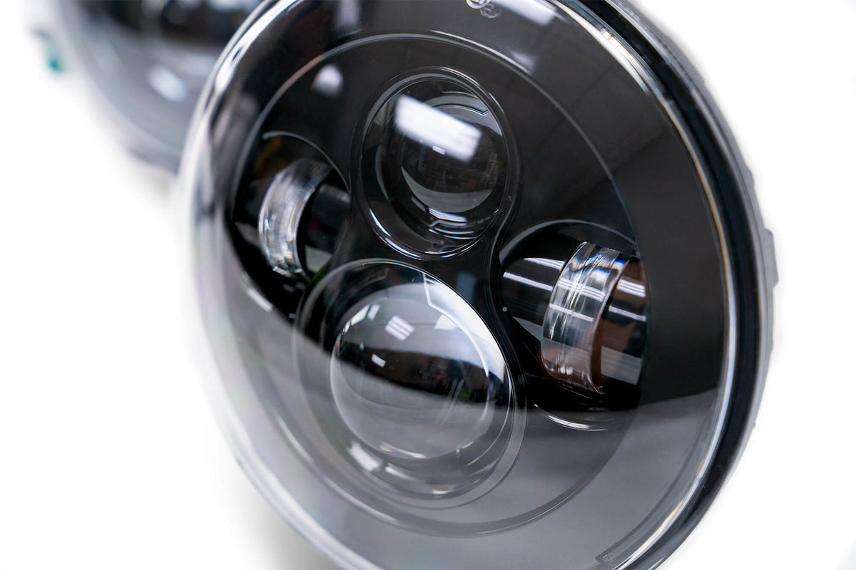 DV8 Offroad - Projector Headlights; No Halo - HL7JK-01