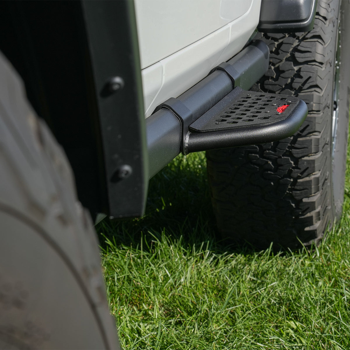 IAG EZ-Step Add-On (1 Pair) for 2018+ Jeep Wrangler 2 Door - IAG-BDY-J2101
