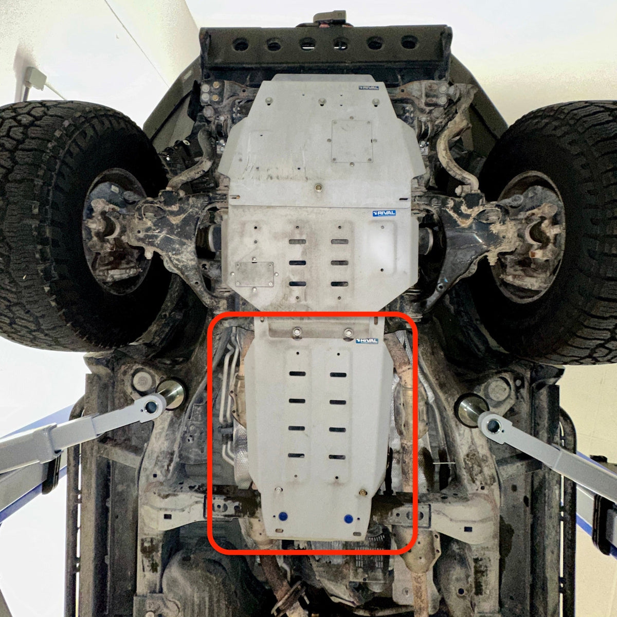 Rival 2007-2021 Toyota Land Cruiser Aluminum Transfer Case Skid Plate - 2333.5715.3.6