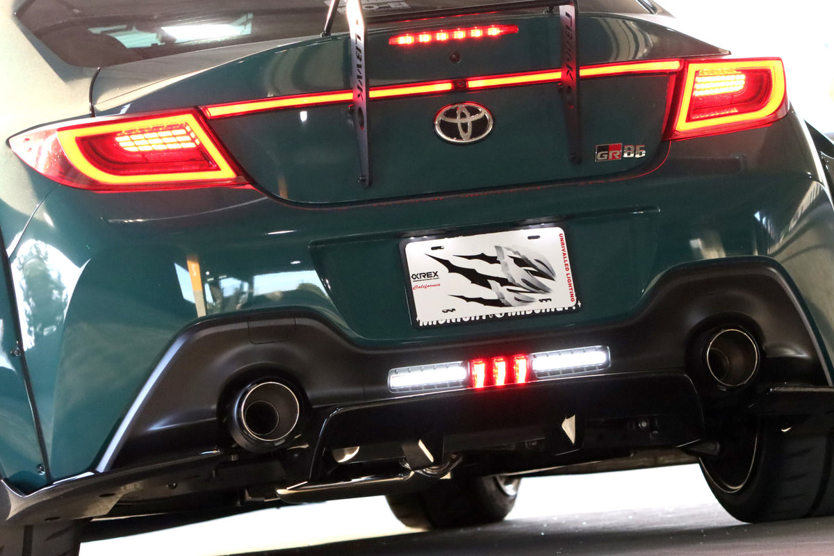 AlphaRex 22+ Toyota GR86/Subaru BRZ LUXX-Series LED Tail Lights Vivid Red - 675030