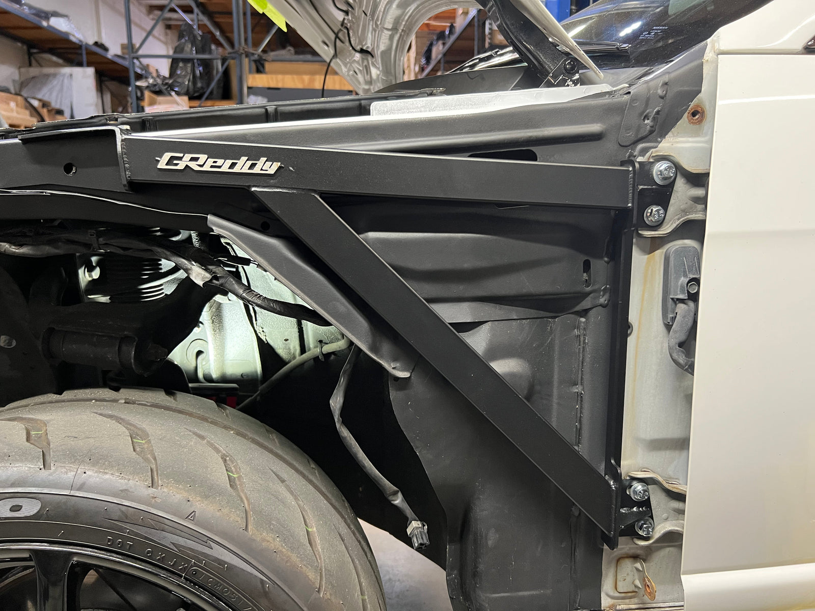 GReddy - Skyline GT-R (BCNR33) Front Fender Brace - 14028103