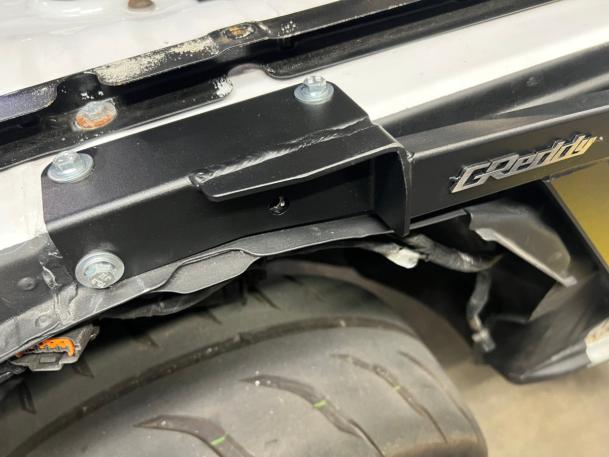 GReddy - Skyline GT-R (BCNR33) Front Fender Brace - 14028103