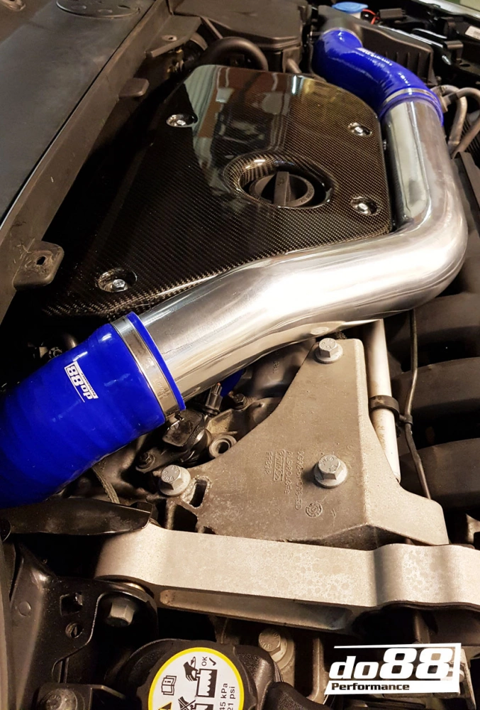 do88 - Volvo S60 V60 V70 T6 Inlet pipe, Black hoses, Carbon fiber cover - IR-120-MK-B