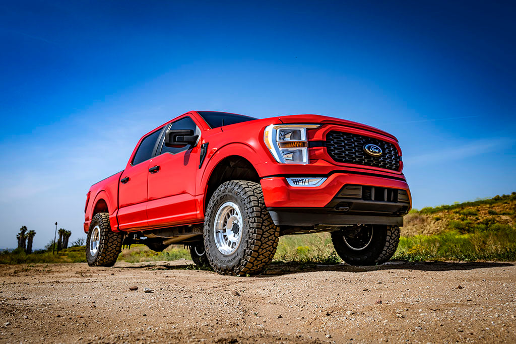 ICON 21-23 Ford F150 4WD 3.5-4.5in  Stage 1 Suspension System With Tubular Upper Control Arms - K93141T