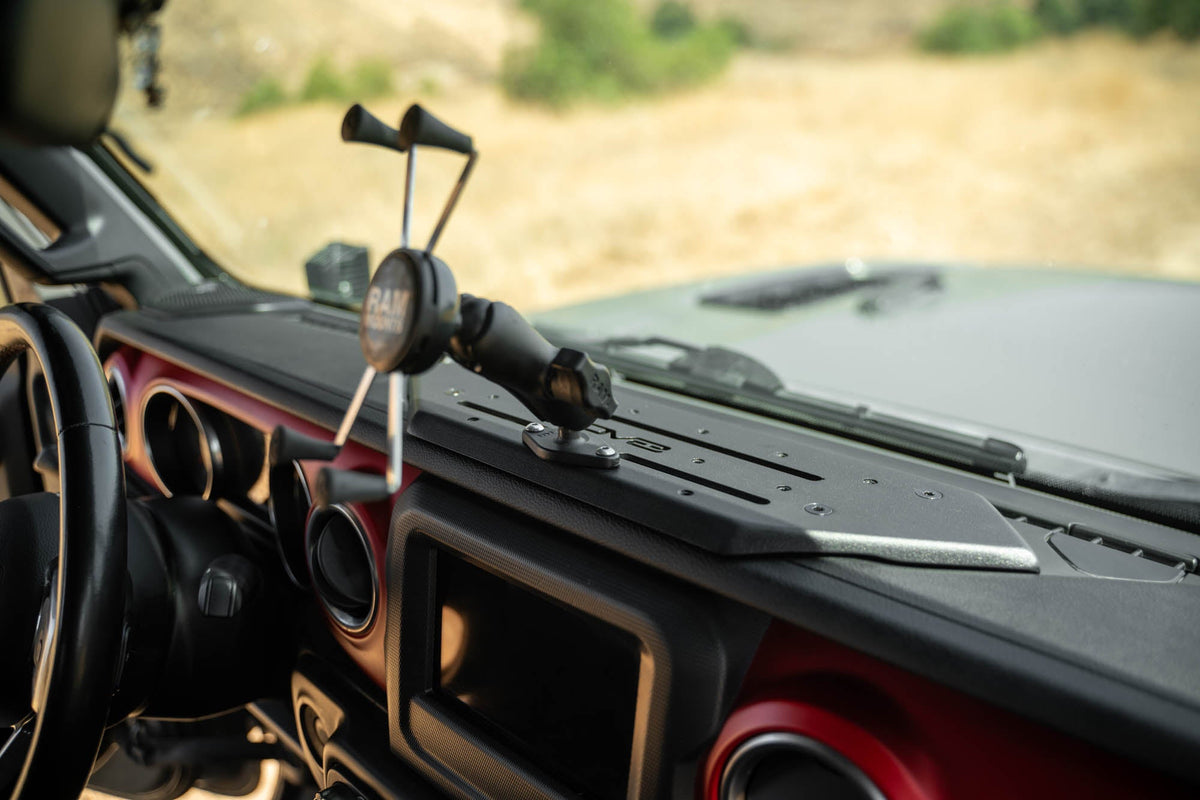 DV8 Offroad - 2018-2023 Jeep Wrangler JL & 2020-2023 Gladiator JT | Device Dash Mount V2 - DMJL-02