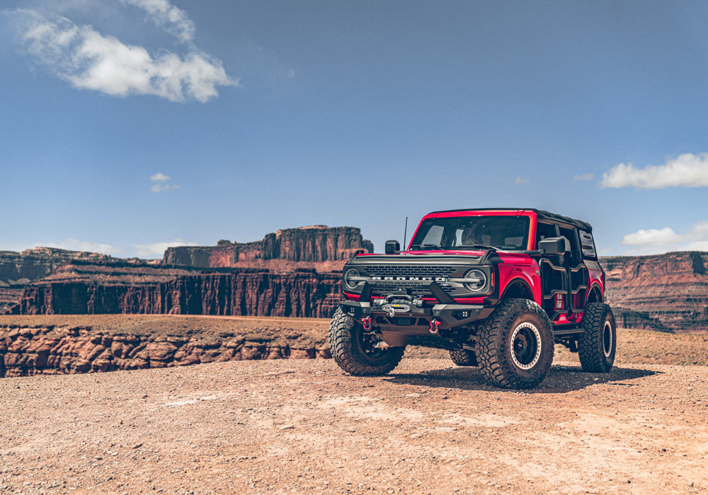 Superlift 21-22 Ford Bronco w/o Sasquatch 3.5in Lift Kit - K1023 - lifestyle view