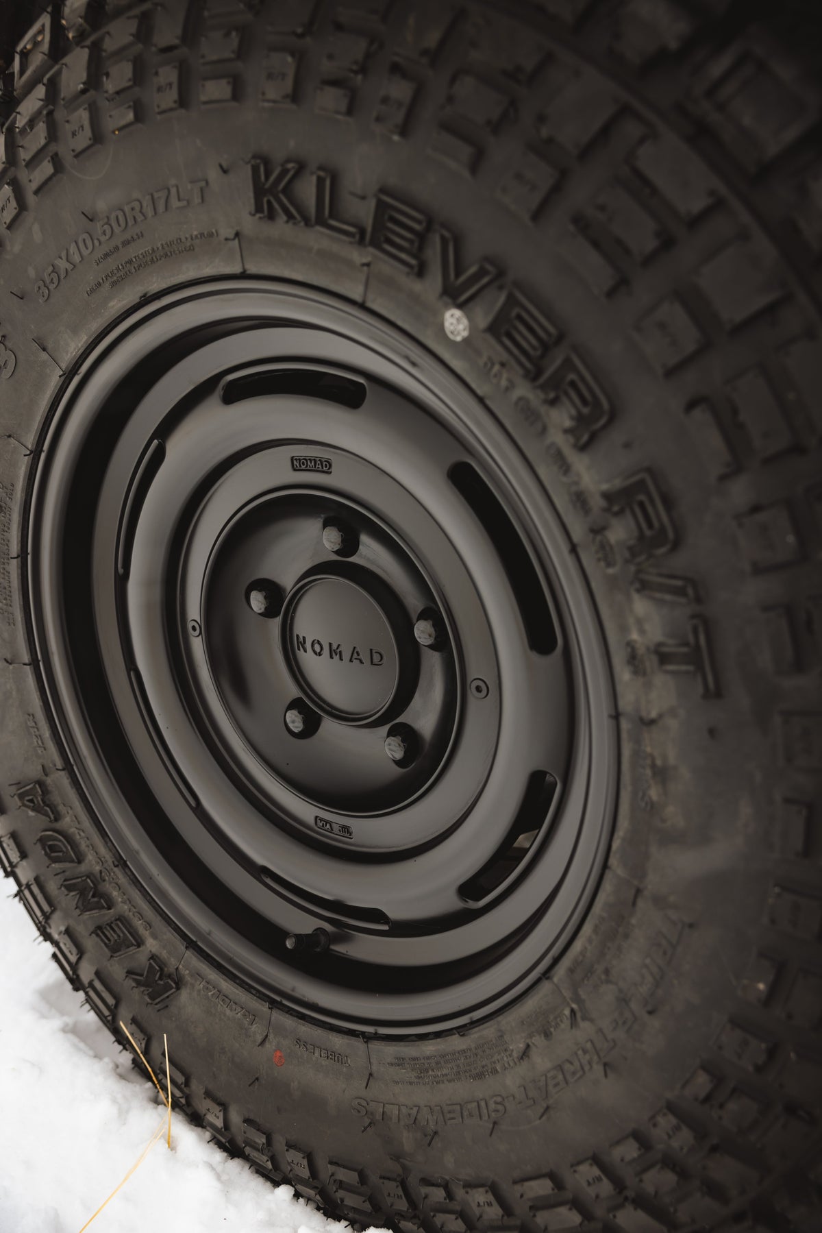 Nomad N504SB Field 16x7in / 5X139.7 BP / -12mm Offset / 107.95mm Bore