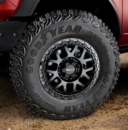 Ford Racing 21-25 Bronco (Excl Bronco Raptor) 17x8.5in Weld Cinch W104 Black Wheel - M-1007-W1785BL