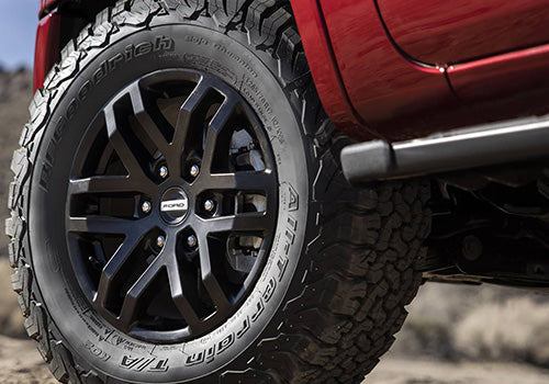 Ford Performance - 2019-2023 Ranger Fox "tuned by Ford Performance" Off-road Suspension Leveling Kit (repl. M-18000-r) - M-18000-RA