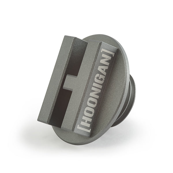 Mishimoto 87-01 Ford Mustang Hoonigan Oil Filler Cap - Silver - MMOFC-MUS1-HOONSL for 1986-2002 Mercury Grand Marquis - angle