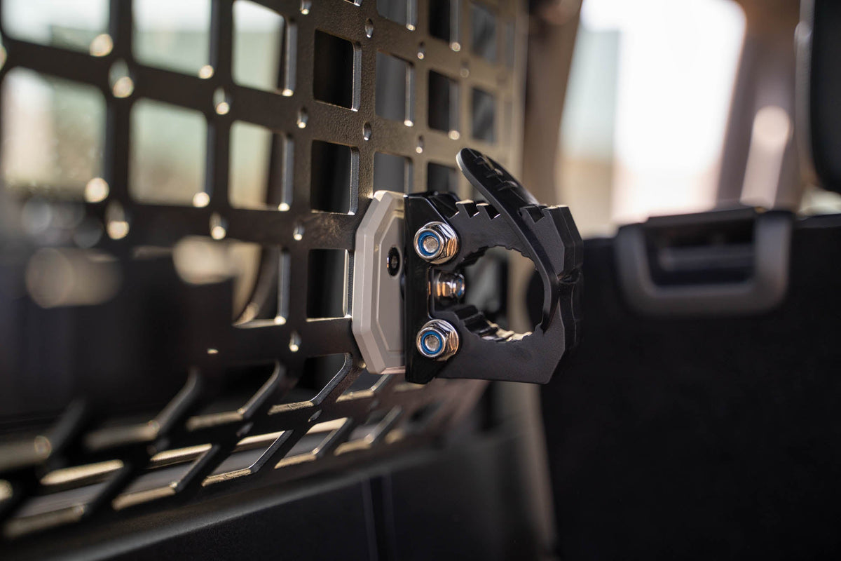 DV8 Offroad - Quick Release Molle Panel Tool Mounts | Pair - UNMM-01GR