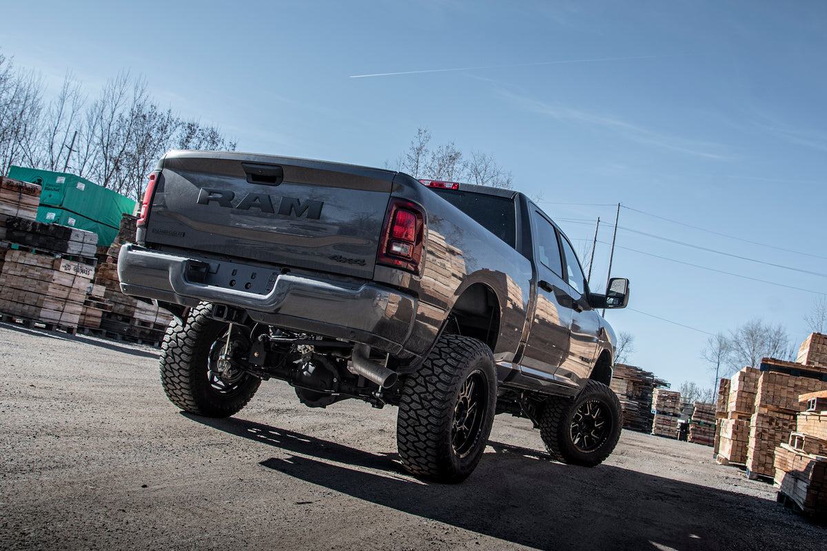 BDS Suspension 6 Inch 4-Link Lift Kit With Extended Travel With Bump Stop Extentions And Coil Springs With Fox 2.0 Shocks | Ram 2500 (2025-2026) - 2136FS