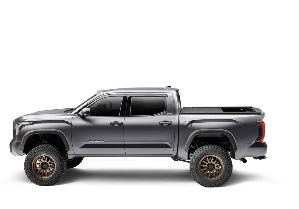Retrax 14-18 Chevy/GMC Silverado/Sierra 1500 5.8ft. Bed Retrax EQ - EQ0461