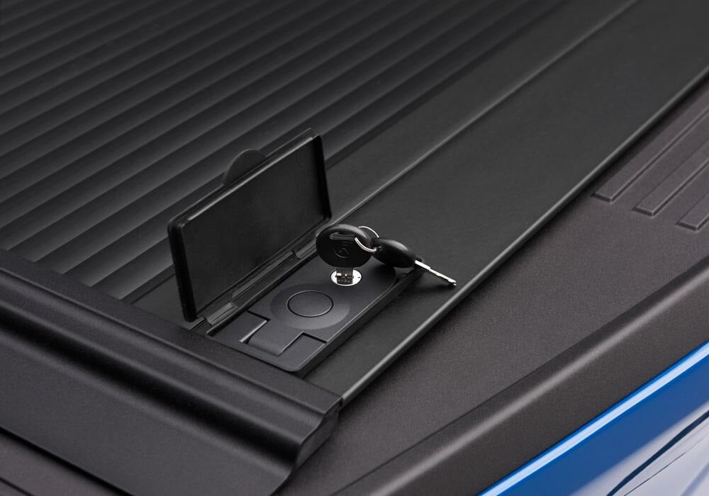 Retrax 04-08 F-150 Super Crew & Super Cab 5.5ft Bed RetraxONE MX - 60311