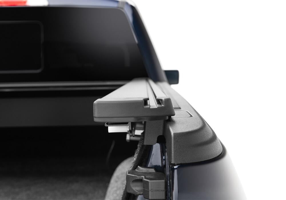 Retrax 17-25 Honda Ridgeline 5.4 ft Bed RetraxONE XR - T-60502
