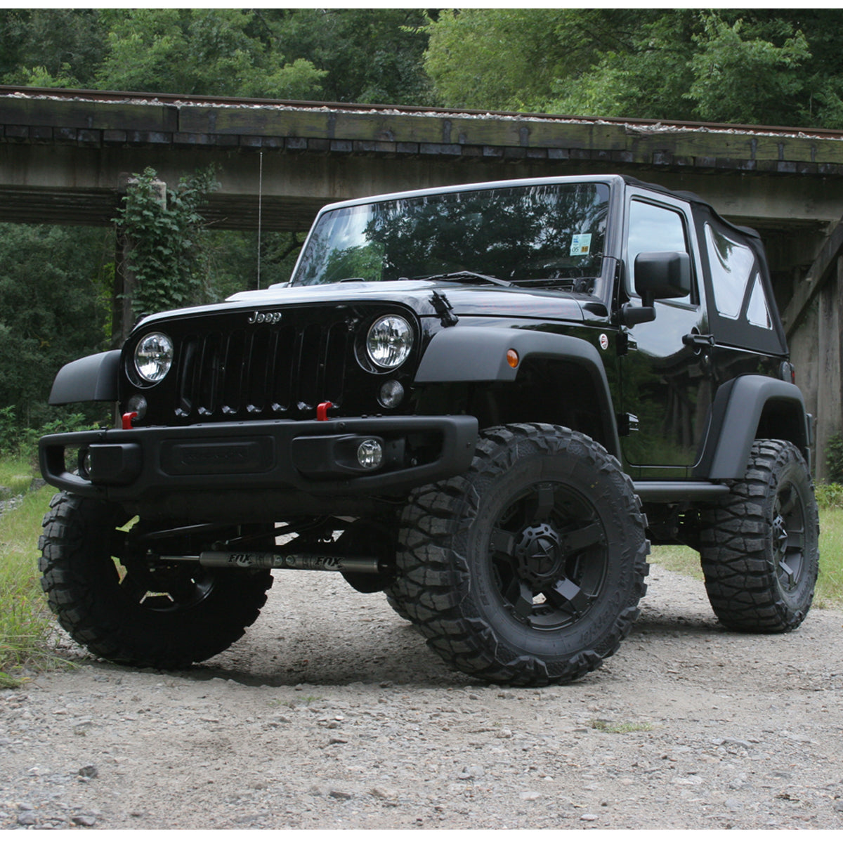 Superlift 07-18 Jeep Wrangler JK 2 Door 4in Lift Kit Standard Kit w/ Superlift Shocks - K905 - mounted