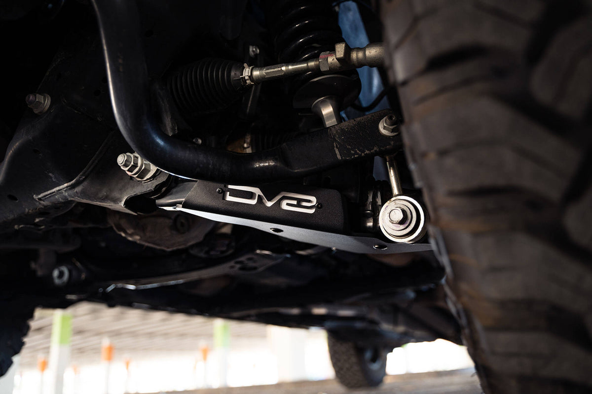 DV8 Offroad - Skid Plate - SPT2-01