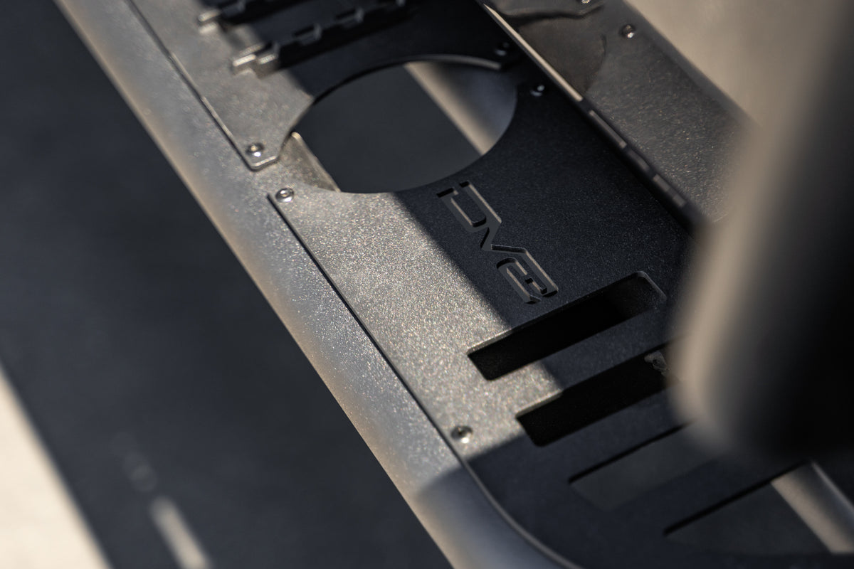 DV8 Offroad - Jeep Wrangler JL OE Plus 4-Door Side Steps - SRJL-08