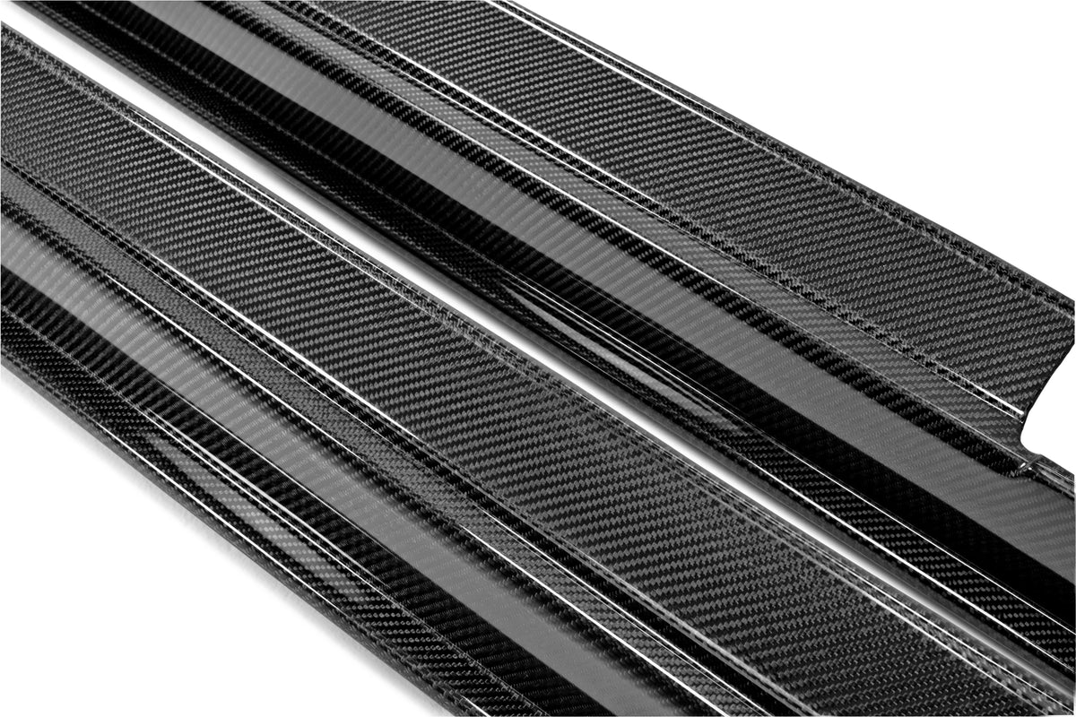 Seibon 12-13 Nissan GTR R35 SS-Style Carbon Fiber Side Skirts (Pair) - SS1113NSGTR-SS