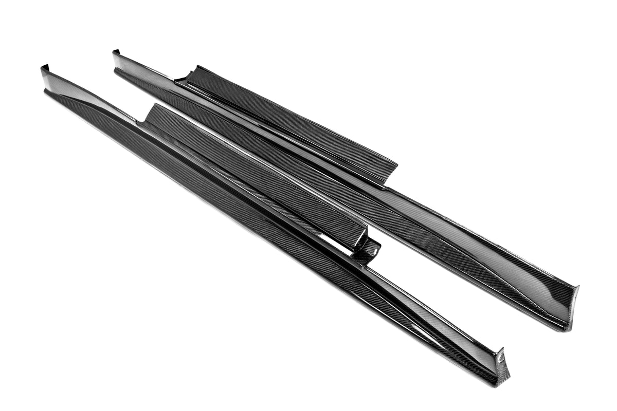 Seibon 11-13 Nissan GTR R35 VS-Style Carbon Fiber Side Skirts (Pair) - SS1113NSGTR-VS